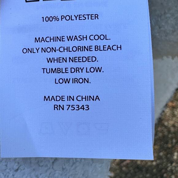 NEW Reversible Black & White Skull  Throw Halloween Blanket Cupcakes & Cashmere - Picture 6 of 9